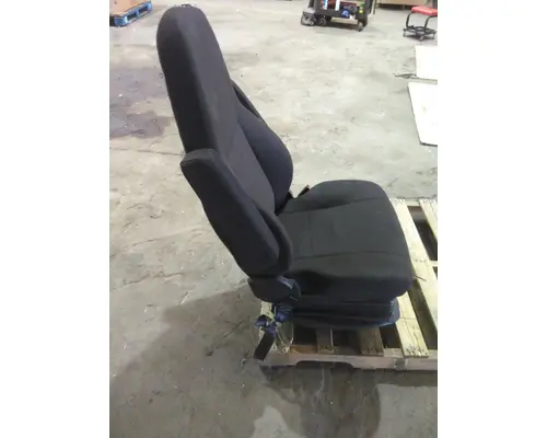 FREIGHTLINER CASCADIA SEAT, FRONT