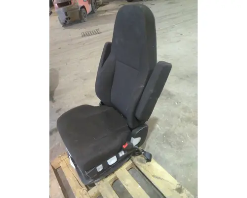 FREIGHTLINER CASCADIA SEAT, FRONT