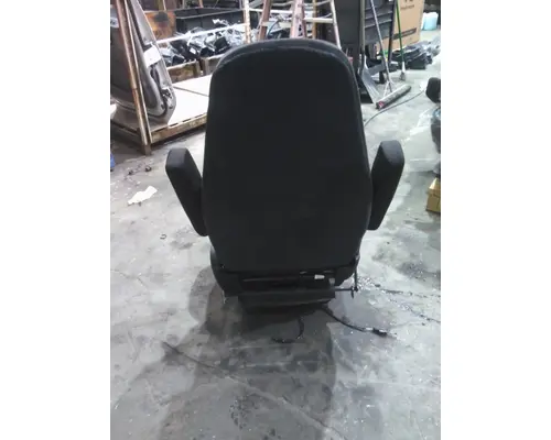 FREIGHTLINER CASCADIA SEAT, FRONT