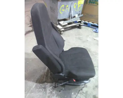 FREIGHTLINER CASCADIA SEAT, FRONT