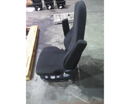 FREIGHTLINER CASCADIA SEAT, FRONT