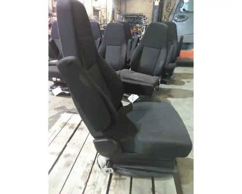 FREIGHTLINER CASCADIA SEAT, FRONT