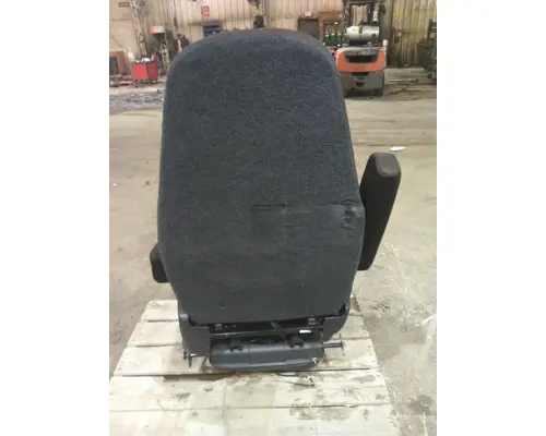 FREIGHTLINER CASCADIA SEAT, FRONT