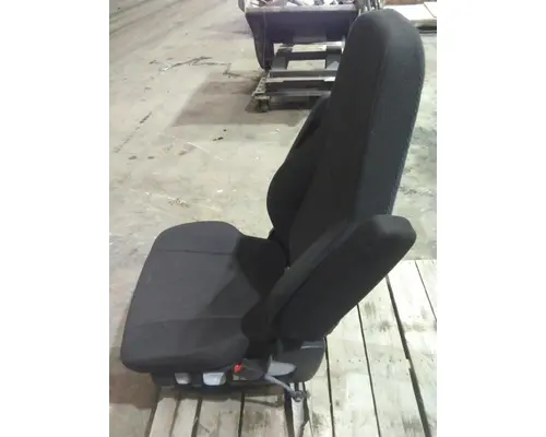 FREIGHTLINER CASCADIA SEAT, FRONT
