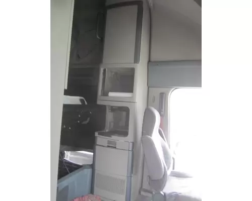 FREIGHTLINER CASCADIA SLEEPER CLOSET