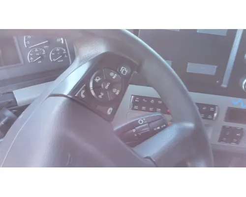 FREIGHTLINER CASCADIA STEERING WHEEL