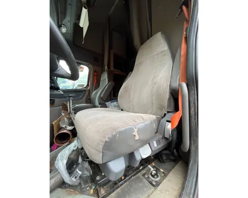 FREIGHTLINER CASCADIA Seat, Front