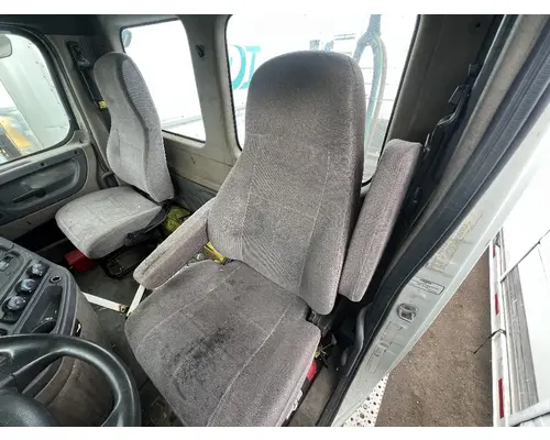 FREIGHTLINER CASCADIA Seat, Front
