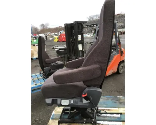 FREIGHTLINER CASCADIA Seat