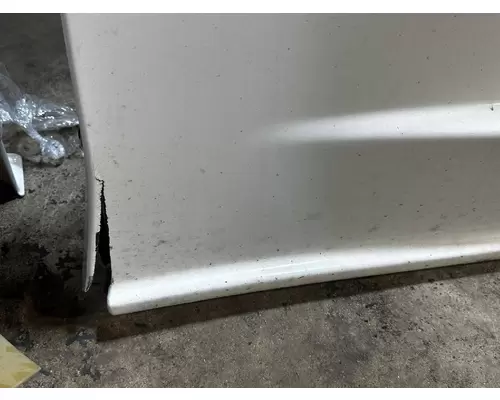 FREIGHTLINER CASCADIA Side Extender