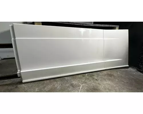 FREIGHTLINER CASCADIA Side Extender