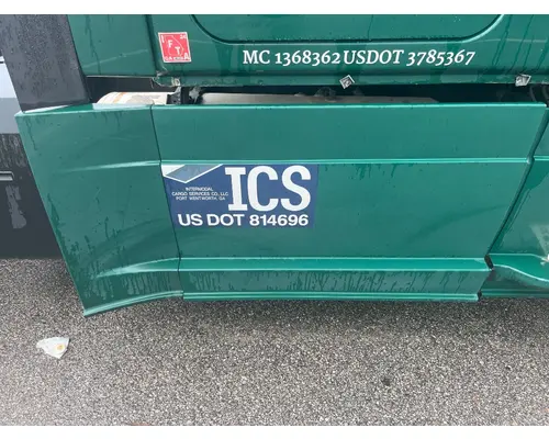 FREIGHTLINER CASCADIA Side Fairing
