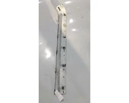 FREIGHTLINER CASCADIA Side Fairing