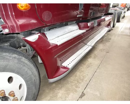 FREIGHTLINER CASCADIA Side Fairing