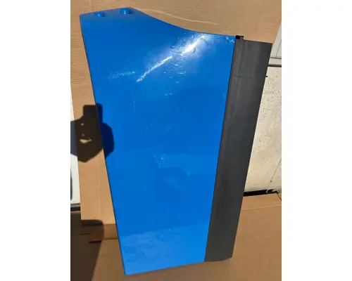 FREIGHTLINER CASCADIA Side Fairing