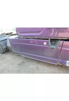FREIGHTLINER CASCADIA Side Fairing