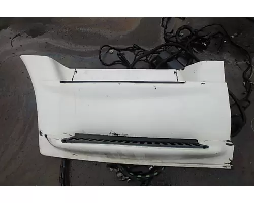 FREIGHTLINER CASCADIA Side Fairing