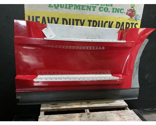 FREIGHTLINER CASCADIA Side Fairing