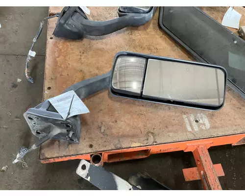 FREIGHTLINER CASCADIA Side View Mirror