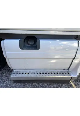 FREIGHTLINER CASCADIA Skirt