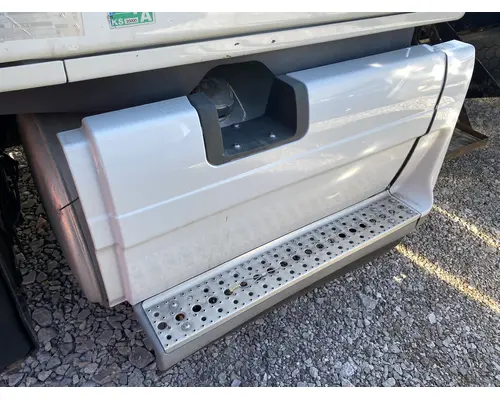 FREIGHTLINER CASCADIA Skirt