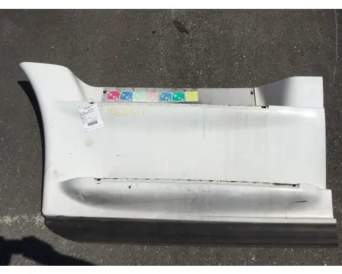 FREIGHTLINER CASCADIA Skirt