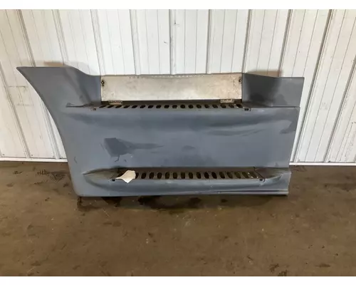 FREIGHTLINER CASCADIA Skirt