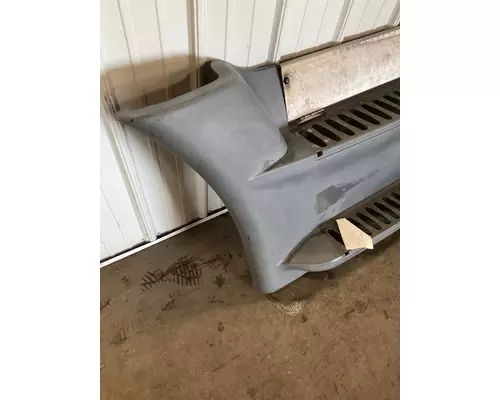 FREIGHTLINER CASCADIA Skirt