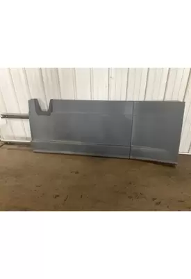 FREIGHTLINER CASCADIA Skirt