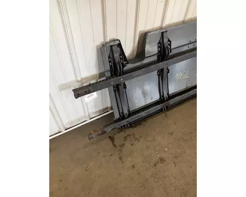 FREIGHTLINER CASCADIA Skirt