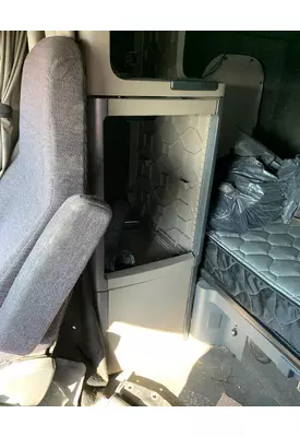 FREIGHTLINER CASCADIA Sleeper Cabinet