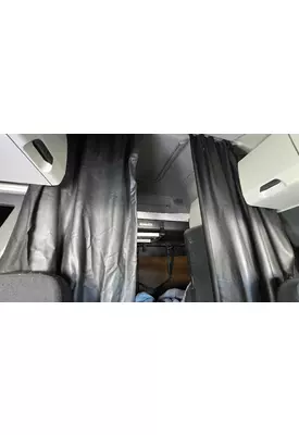 FREIGHTLINER CASCADIA Sleeper Curtain