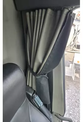 FREIGHTLINER CASCADIA Sleeper Curtain
