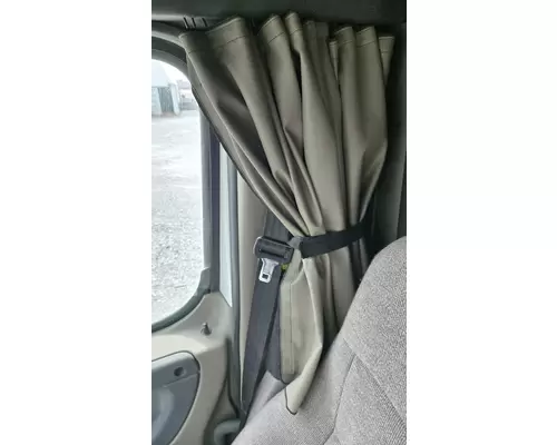 FREIGHTLINER CASCADIA Sleeper Curtain