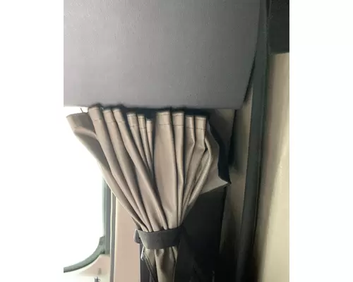 FREIGHTLINER CASCADIA Sleeper Curtain