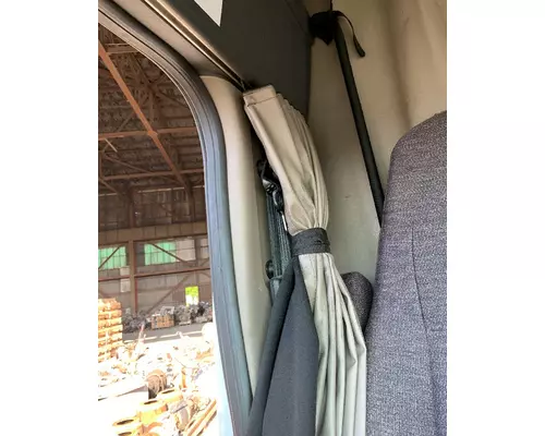 FREIGHTLINER CASCADIA Sleeper Curtain