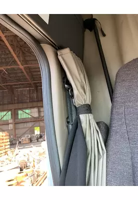 FREIGHTLINER CASCADIA Sleeper Curtain