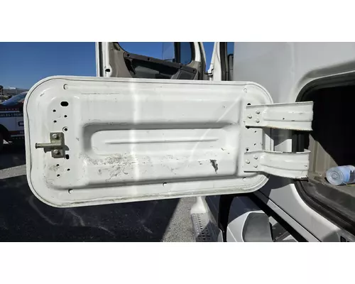 FREIGHTLINER CASCADIA Sleeper Door