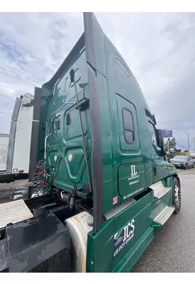 FREIGHTLINER CASCADIA Sleeper Fairing