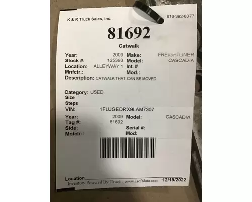 FREIGHTLINER CASCADIA Step