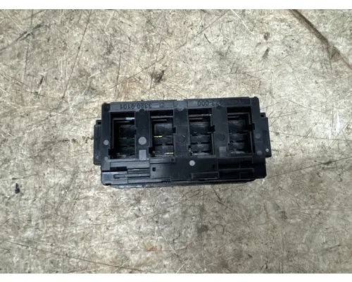FREIGHTLINER CASCADIA Switch Panel