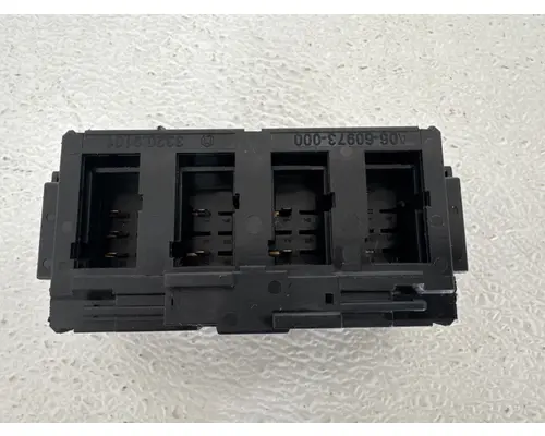 FREIGHTLINER CASCADIA Switch Panel