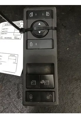 FREIGHTLINER CASCADIA Switch Panels 124