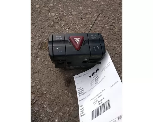 FREIGHTLINER CASCADIA Switch 
