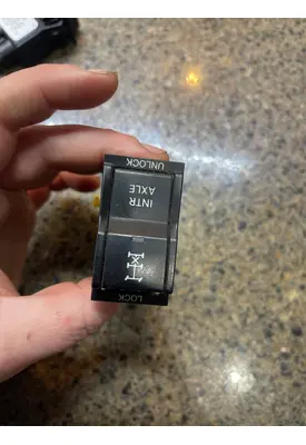 FREIGHTLINER CASCADIA Switch