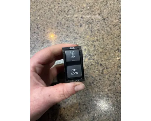 FREIGHTLINER CASCADIA Switch