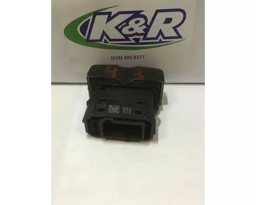 FREIGHTLINER CASCADIA Switch