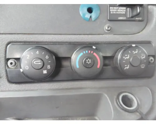 FREIGHTLINER CASCADIA TEMPERATURE CONTROL
