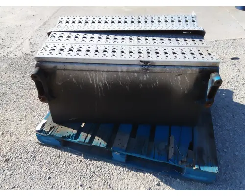 FREIGHTLINER CASCADIA TOOL BOX