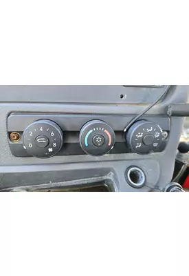 FREIGHTLINER CASCADIA Temperature Control